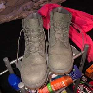 Kids grey Timberland boots